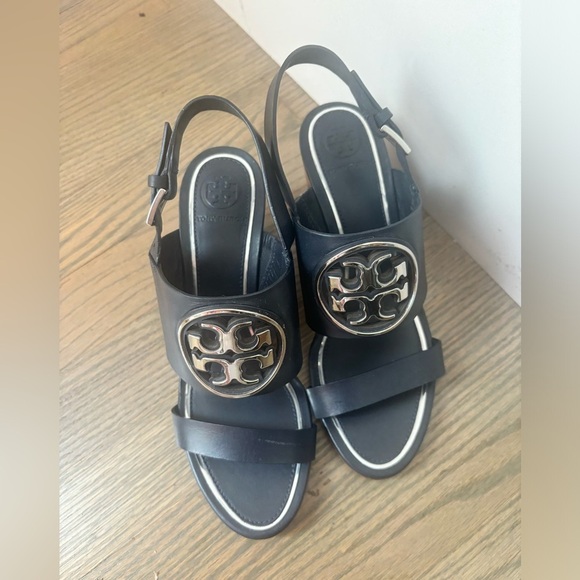 Tory Burch Metal Miller Wedge in Navy women’s size 6 - Picture 2 of 8